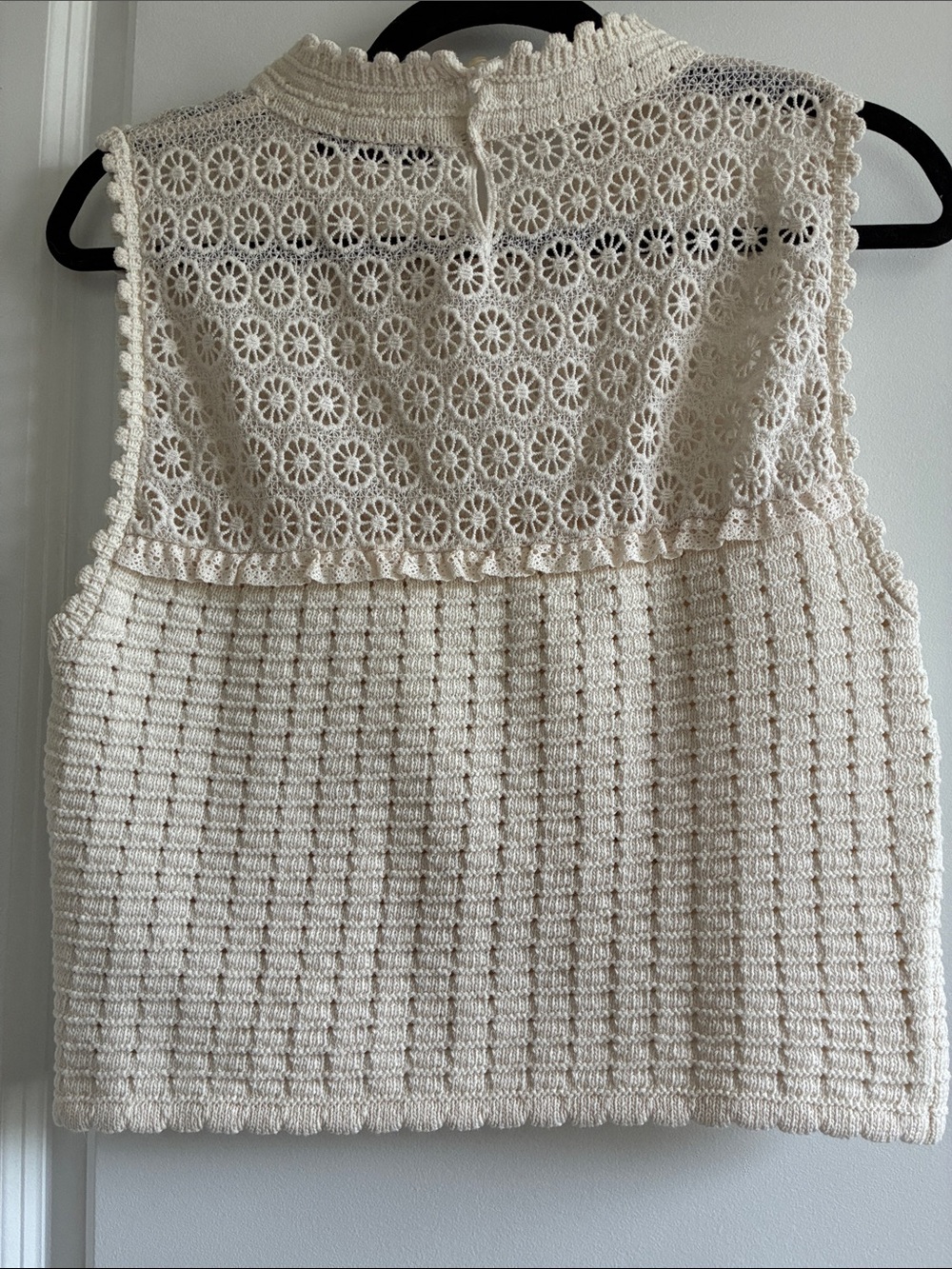 Zara Sleeveless Cropped Tank Cream Floral Lace Yoke knit read size - Picture 6 of 11